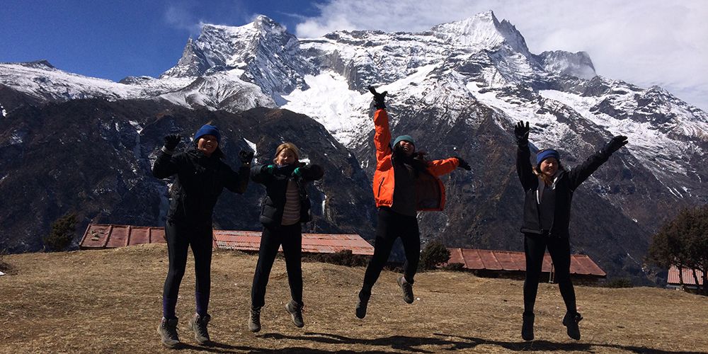 Make fun Australian Group in Namche with Khumbila Mountain!