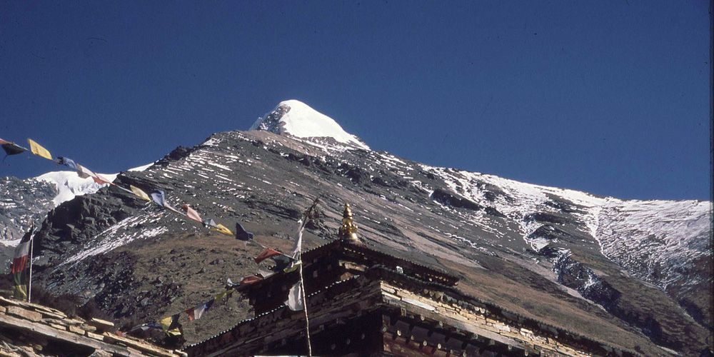 Pisang Peak Climbing with Thorong la Pass.